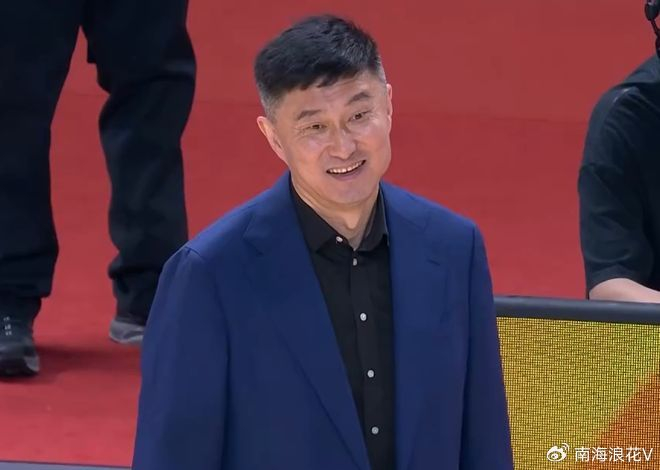 广东队逆转淘汰广州队晋级八强 徐杰为杜锋减压